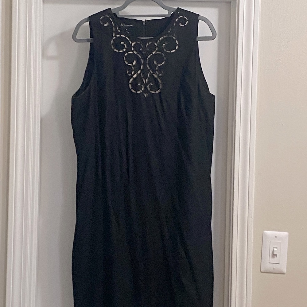 Cute black dress with some cute lit embellishments 😜